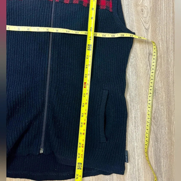 Woolrich Vest Women’s Small Checkered Lambs Wool Faux Fur Hooded Vest - Picture 5 of 6